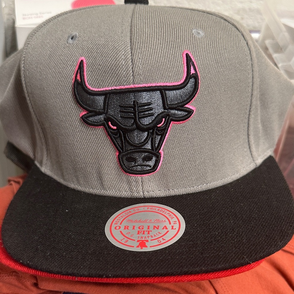 Mitchell & Ness Gray Hat with Pink Logo